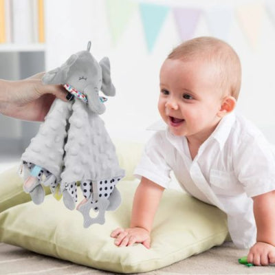 Doudou éléphant pour l'éveil de bébé