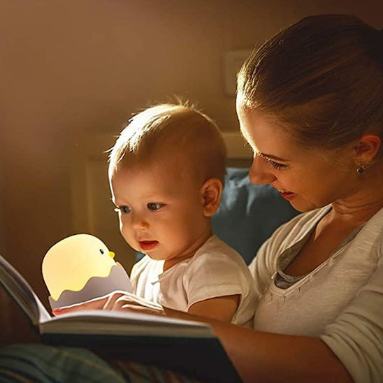 veilleuse bebe poussin maman lit avec lumiere tamisee