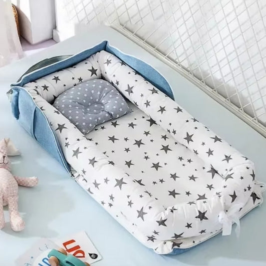 Reducteur de lit bébé portable blanc avec motifs étoiles grises
