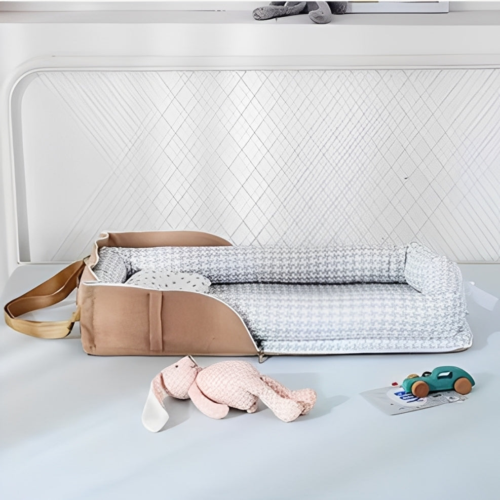 Reducteur de lit bébé coton doux et matelas moelleux