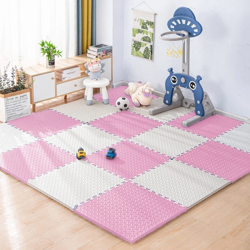 Tapis puzzle bébé rose et blanc espace de jeu sécurisé