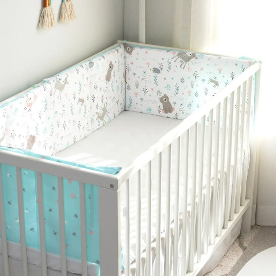 Tour de lit bébé au design mixte pour fille ou garçon