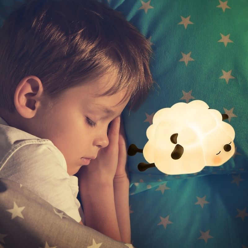 veilleuse-pour-bebe-sommeil-paisible-moutonlumi